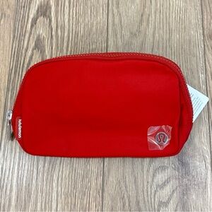 NWT Lululemon Everywhere Belt Bag In College Crimson